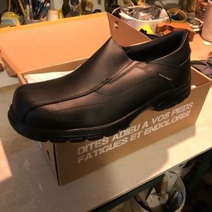 Mellow Walk Shoes (steel toe) - size 10.5